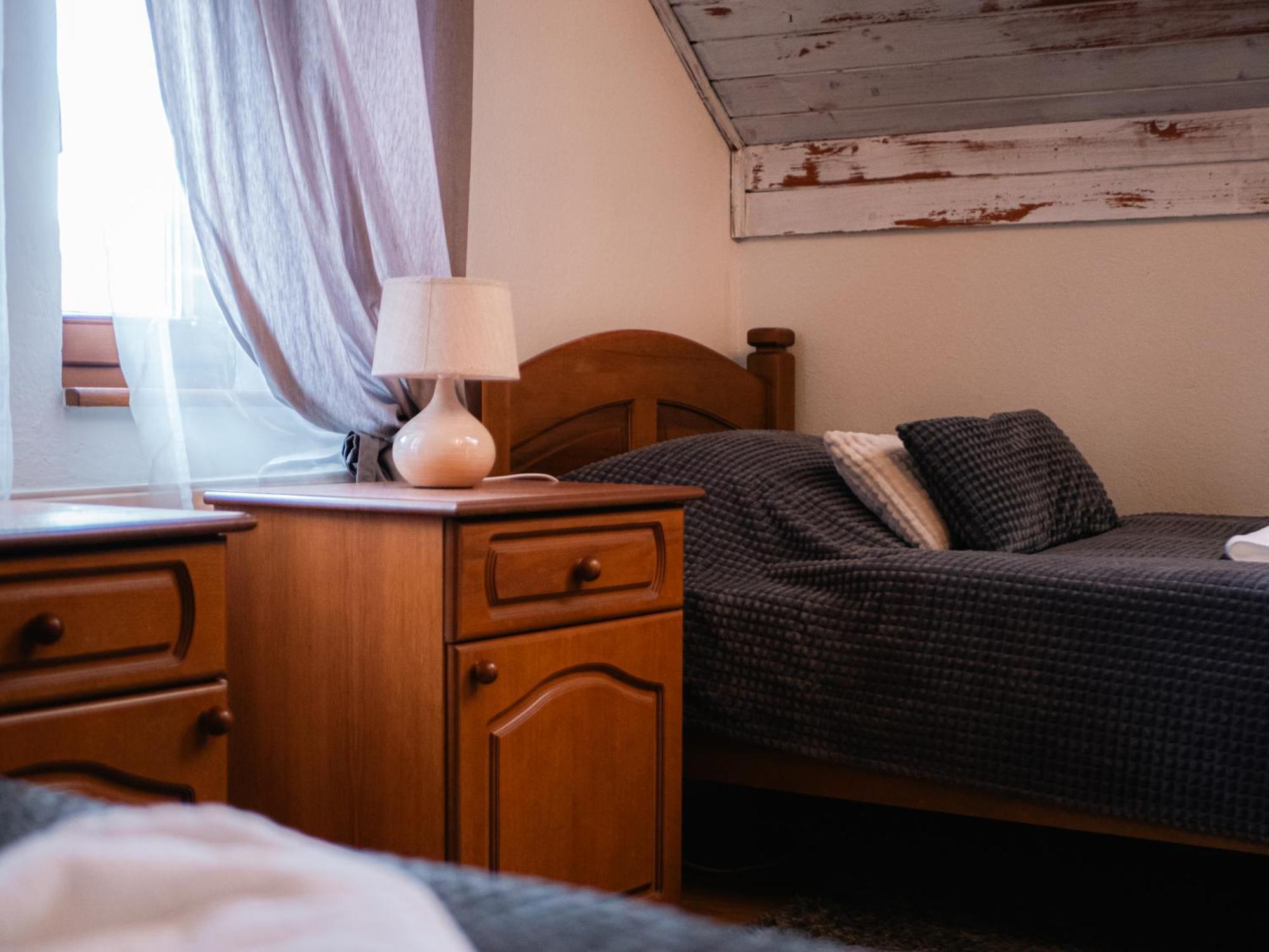 U Krba Hotel Нитра Екстериор снимка